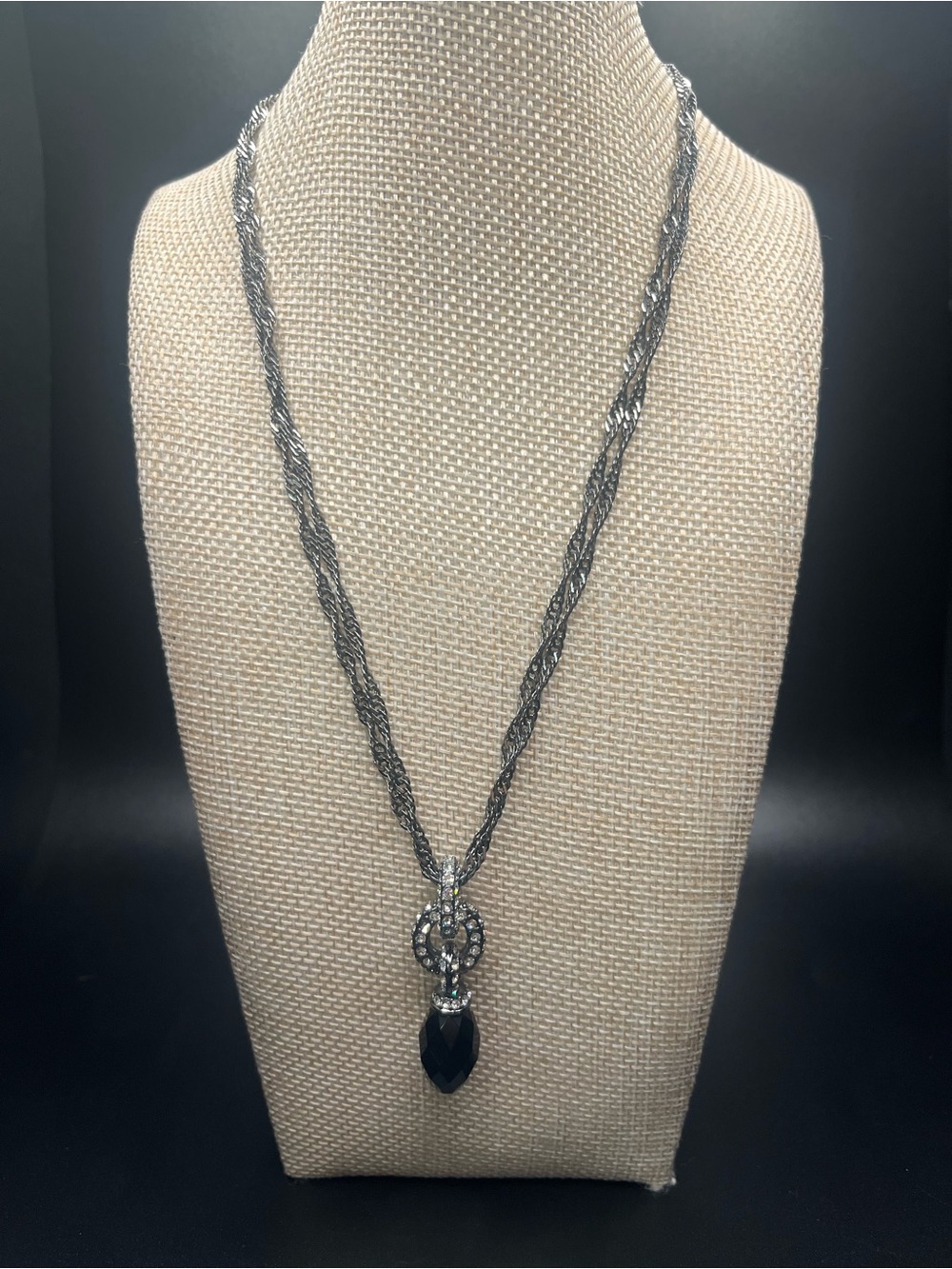 Vintage Y2K Black Faceted Teardrop Rhinestone Multi Chain Pendant Necklace. 17”